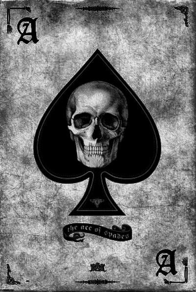 Ace Of Spades Tattoo, Alternative Valentines, Spade Tattoo, Card Tattoo Designs, Playing Cards Art, Skull Art Drawing, Skull Pictures, Card Tattoo, Skull Artwork