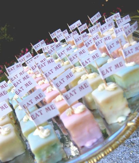 Alice In Wonderland Tea Party Birthday, Garden Party Theme, Alice Tea Party, Alice In Wonderland Wedding, Mad Hatter Party, Alice In Wonderland Birthday, Cake Bites, Alice In Wonderland Theme, Alice In Wonderland Tea Party