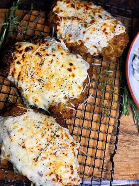 Chicken Parmesan Recipe With Alfredo, Chicken Parmesan Recipe Alfredo, Chicken Parmesan With Alfredo Sauce, Chicken Parmesan Alfredo Pasta, Chicken Parm Alfredo, Breaded Chicken Alfredo, Chicken Parmesan Alfredo, Crispy Chicken Alfredo, Fettucini Alfredo Chicken