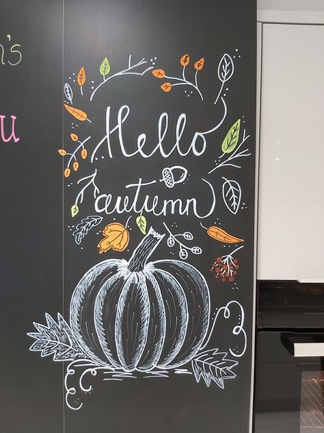 Fall Leaves Chalkboard Art, October Chalkboard Ideas, Autumn Blackboard, Autumn Chalkboard Art, September Chalkboard Art, Fall Chalkboard Ideas, Chalkboard Art Easy, Autumn Chalkboard, Fall Chalkboard Art