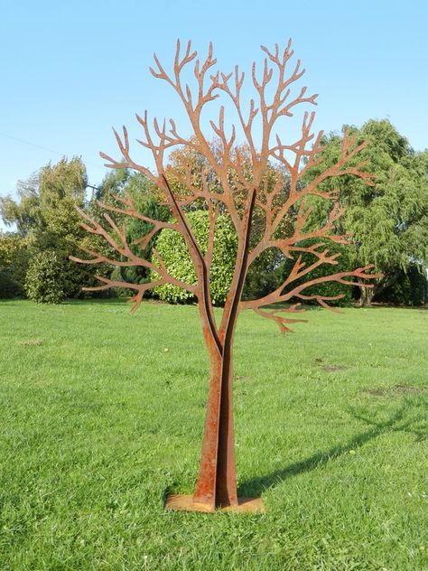 Winter Tree | SCULPTURES Iron Tree Sculpture, Metal Tree Sculpture, Metal Tree Art, Metal Garden Ornaments, Iron Rust, Metal Sculptures Garden, Country House Design, Tree Artwork, Metal Tree Wall Art