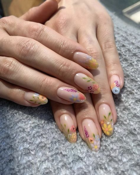 Wildflower Nails, Nail Art Creative, Ice Cream Nails, Rainbow Nails Design, Summer Gel Nails, Sets Summer, Colorful Nail Art, Colorful Nail, Gel Nail Design