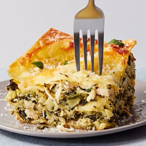 Chicken Spinach Artichoke Lasagna, Dinner Meal Recipes, Dip For Dinner, Spinach Artichoke Lasagna, Chicken Spinach Artichoke, Artichoke Lasagna, Summer Casseroles, Easy Casserole Dishes, Oven Ready Lasagna