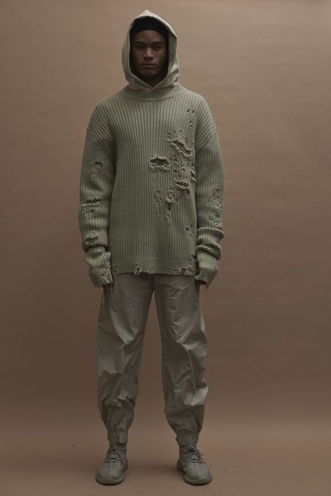 Yeezy, Look #35 Yeezy Heels, Yeezy Season 3, Yeezy Fashion, Yeezy Outfit, Estilo Hipster, Western Outfits Men, Yeezy Season, Men Looks, Mode Inspiration