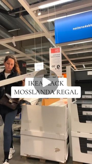 Mosslanda Ikea, Ikea Mosslanda, Simple Shelves, Clever Furniture, Ikea Stuff, Ikea Kallax Hack, Ikea Closet, Ikea Pax Wardrobe, Kallax Ikea