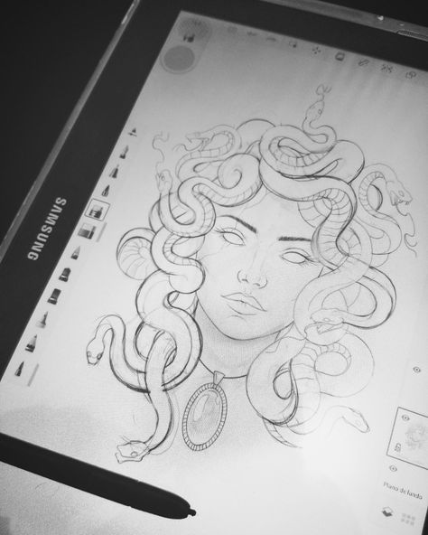 How To Draw Medusa Step By Step, Fineline Medusa Tattoo, Medusa Drawing Beautiful, Medusa Drawing Sketches, Dessin Medusa Tattoo, Medusa Tattoo Sketch, Medusa Tattoo Outline, Medusa Sternum Tattoo, Drawing Medusa