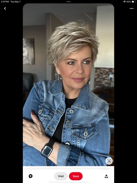 Short Spiked Hair, Short Silver Hair, Short Haircut Styles, Short Hair Pixie Cuts, Messy Short Hair, Short Grey Hair, Edgy Short Hair, Short Hairstyles For Thick Hair, Short Choppy Hair