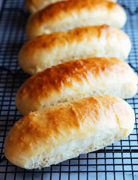 Hot Dog Bun Recipe Bread Machine, Bun Recipe Bread Machine, Easy Hot Dog Buns, Brioche Hot Dog Buns, Soft Hot Dog Buns, Hot Dog Bun Recipe, Homemade Hot Dog Buns, Hot Dog Buns Recipe, Fancy Baking