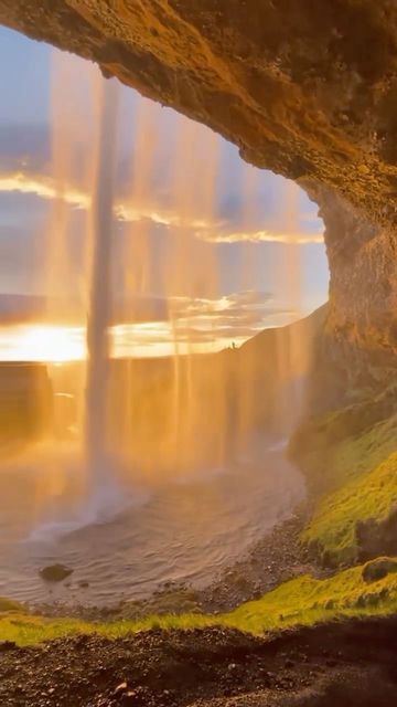 @voyageofcities on Instagram: "Seljalandsfoss is one of the best-known waterfalls in Iceland. It is approx. 60 meters tall and it is breathtakingly beautiful. It is a must to visit Seljalandsfoss when visiting the south coast, you will not regret it! A path leads you behind the waterfall, but do bring a raincoat as you will get soaking wet from the drizzle. 📷 @linbergmann 📍 Seljalandsfoss waterfall, Iceland . . . . . #iceland #waterfall #waterfallsofinstagram #visiticeland #icelandnature" Waterfall Background, Rainbow Waterfall, Collect Art, Iceland Nature, Seljalandsfoss Waterfall, Iceland Landscape, Iceland Waterfalls, Waterfall Adventure, Beautiful Locations Nature