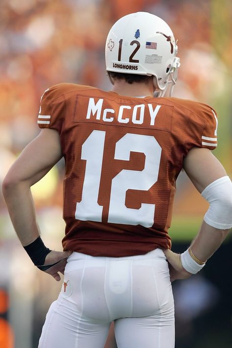 Longhorn Football, Football Studs, Colt Mccoy, Aaron Hernandez, Ut Longhorns, Longhorns Football, Texas Sports, Cute Football Players, Texas Football