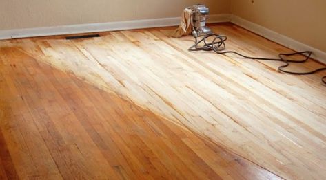 Beginners Simple Guide to Sanding Pine Floors Diy Sanding, Sanding Tips, Sand Floor, Clean Hardwood Floors, Stain On Pine, Pine Boards, Sand Painting, Pine Floors, Belt Sander