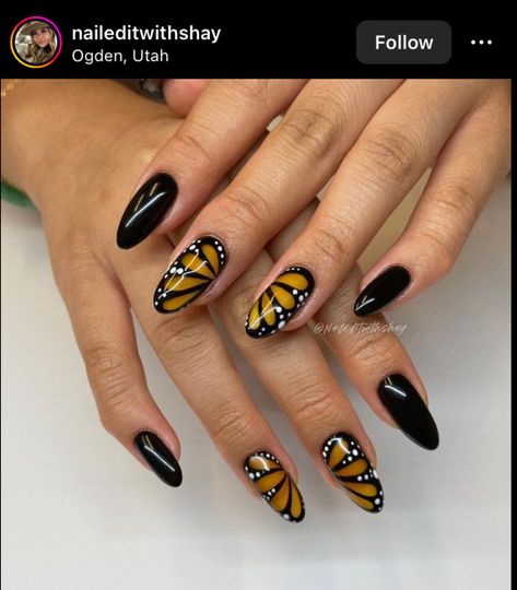 Orange Butterfly Nails, Monarch Nails, Monarch Butterfly Nails, Butterfly Nail Designs, Small Nails, Witchy Nails, Hippie Nails, Punk Nails, Butterfly Nail Art