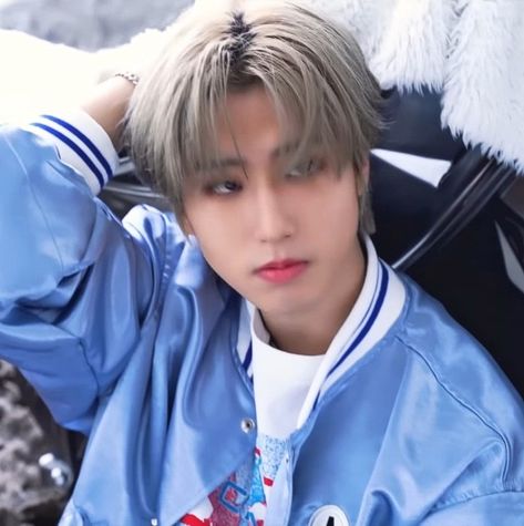 Blue Han Jisung, Blue Jisung, Han Jisung Icon, Han Icon, Han Quokka, Han Skz, Baby Icon, Blue Icon, Light Blue Aesthetic