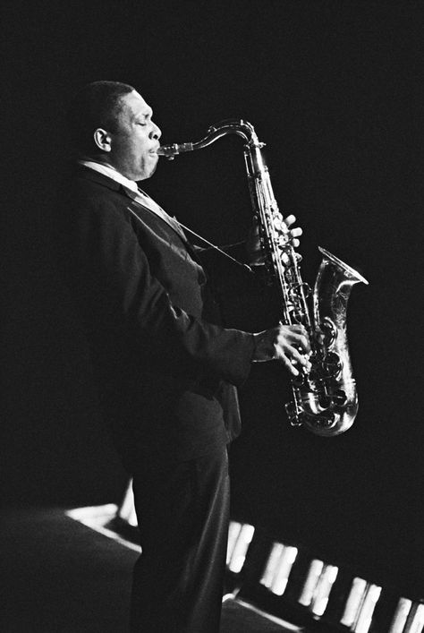 A Love Supreme, John Coltrane, Saxophone Players, Editorial Photos, Jazz Artists, Jazz Club, Jazz Musicians, Jazz Blues, Arte Inspo