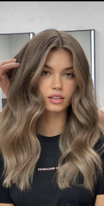 Hair Color Ideas For Fair Skin, Ash Brown Hair Color Ideas, Babylights Hair, Hair Colour For Green Eyes, Ash Blonde Ombre, Hair Color For Fair Skin, Ash Brown Hair Color, Brown Hair Color Ideas, Ash Hair