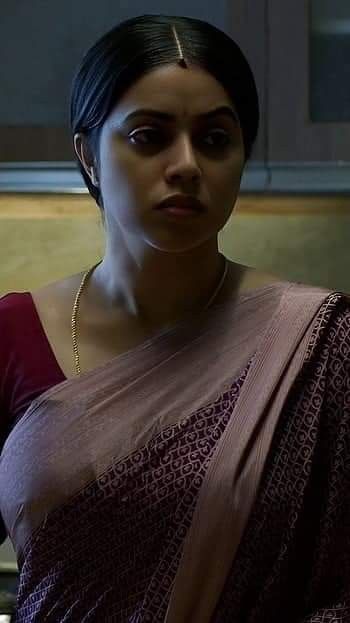 Shamna Kasim Shamna Kasim, Beauty Pics, Actress Without Makeup, Saree Models, Indian Actress Hot Pics, Soft Silk Sarees, Beautiful Smile Women, Desi Beauty, Actresses