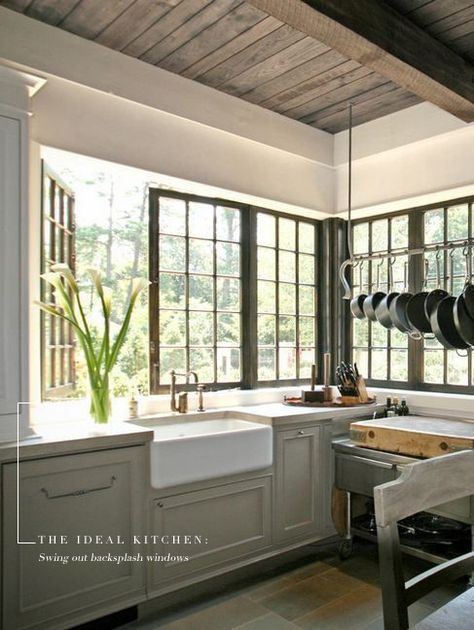 So dreamy! Swing out backsplash windows wrapping this kitchen. Adding this to my "one-day" list. Diy Interior, Kitchen Window, Beautiful Kitchens, Home Fashion, Dream Kitchen, A Kitchen, Kitchen Inspirations, New Kitchen, Kitchen Interior