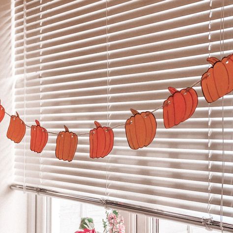 Pumpkin Garland Diy Paper, Autumn Leaf Garland, Diy Garland Paper, Different Shades Of Orange, Pumpkin Vine, Pumpkin Printable, Pumpkin Garland, Halloween Garland, Diy Garland