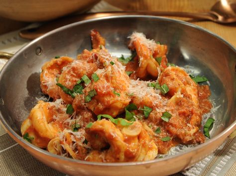 Shrimp Fra Diavolo Recipe : Geoffrey Zakarian : Food Network - FoodNetwork.com Shrimp Fra Diavolo Recipe, Fra Diavolo Recipe, Shrimp Fra Diavolo, Fra Diavolo, Geoffrey Zakarian, Giada De Laurentiis, Shrimp Dishes, Parmigiano Reggiano, Top Recipes