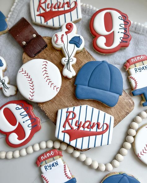 Keeping with the red, white, and blue theme! Baseball cookies for the birthday boy! #baseball #baseballcookies #baseballhat #baseballhatcookies #birthdaycookies #birthdayboy #happybirthdaycookies #newtownct #fairfieldcounty Baseball Hat Cookies Decorated, Baseball Sugar Cookies Decorated, Baseball Birthday Cookies, Baseball Cookies Decorated, Baseball Sugar Cookies, Sport Cookies, Red White And Blue Theme, Baseball Cupcakes, Baseball Cookies