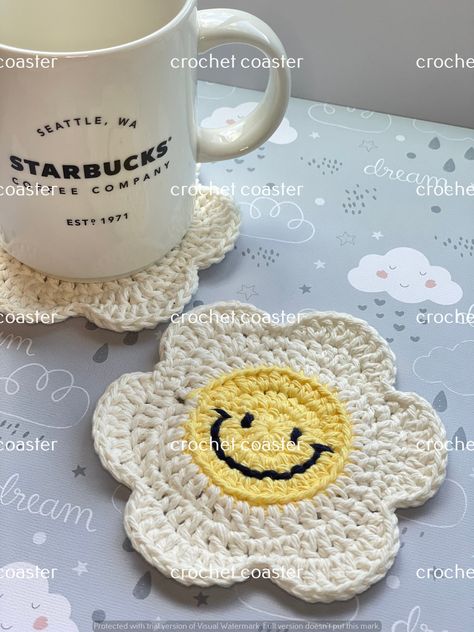 The Perfect Summer Craft Project: Crochet Coasters for Outdoor Fun Mug Coaster Crochet, Crochet A Flower, Minimalist Coasters, Placemat Patterns, Crochet Placemat, Crochet Placemat Patterns, Flower Coaster, Summer Craft, Crochet Coaster