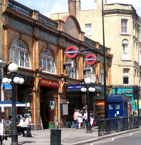 Earl's Court Station, London-Many many happy memories from here.. Earls Court London, Earls Court, London Underground Stations, London Tube, London Places, London Underground, London Photography, London Calling, London Street