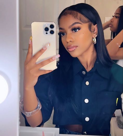 @mikariajanae Mikaria Janae, Brown Skin Makeup, Braids Hairstyles Pictures, Flat Iron Hair Styles, Glamour Makeup, Baddie Hairstyles, Instagram Influencer, Different Hairstyles, Pretty Selfies