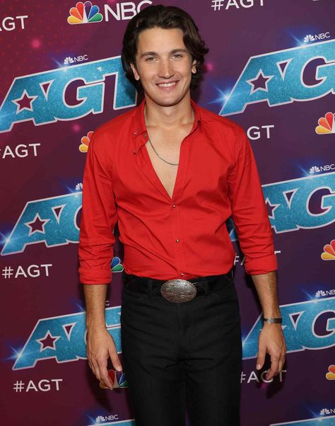 Drake Milligan, Future Concert, Country Singer, Country Music Singers, Cute N Country, Music Band, Him Band, America's Got Talent