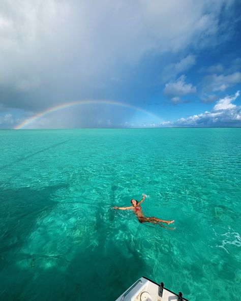 Goodmorning Bora Bora 🌊 #explorepage #frenchpolynesia #lifestyle #travelwithme #sail #borabora Bora Bora Picture Ideas, Bora Bora Instagram Pictures, Bora Bora Aesthetic, Vacation Pictures Aesthetic, Peaceful Photos, Beach Vacation Aesthetic, Four Seasons Bora Bora, Yacht Week, Pure Life