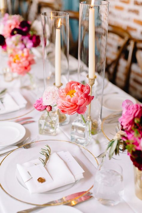 Wedding Ideas 2024, Bud Vases Wedding, Bud Vase Centerpiece, Vintage Wedding Ideas, Coral Charm Peony, Glass Bud Vases, Candle Wedding Centerpieces, Wedding Table Flowers, Peony Wedding