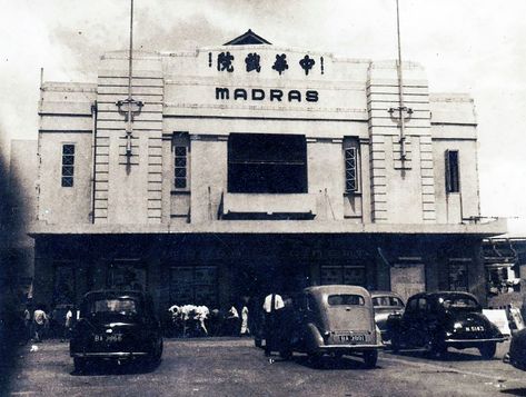 Madras City, Chennai City, Petaling Street, Historical India, Indian Temple Architecture, Temple Architecture, Indian Temple, Kuala Lumpur Malaysia, Salmon Recipes