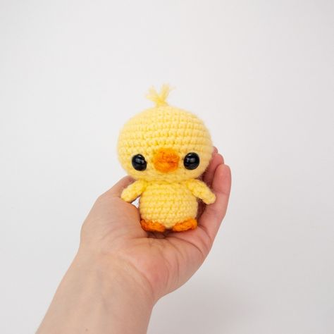 Crochet Shop, Medium Weight Yarn, Kawaii Crochet, Crochet Elephant, Baby Chicks, Crochet Hook Sizes, Dk Yarn, Yarn Needle, Baby Patterns