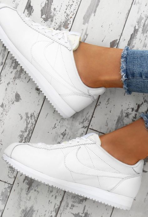 Nike Cortez All White, White Cortez, Nike Cortez White, Retro Sneakers Women, Cortez Sneakers, Classic Cortez, Nike Classic Cortez, Nike Shoes Outfits, Nike Classic