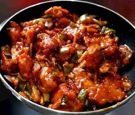 Chilli Gobi, Chinese Restaurant, Sweet And Sour Pork, Kung Pao, Kung Pao Chicken, Gravy, Chef, Meat, Chicken