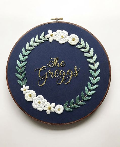 Embroidery Hoop Art Diy, Embroidered Quilts, Handmade Embroidery Designs, Embroidered Collars, Simple Embroidery, Four Days, Hand Embroidery Art, Embroidery Hoop Art, Embroidery For Beginners