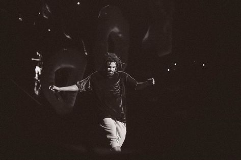 J. Cole J Cole Laptop Wallpaper, J Cole Wallpaper Pc, J.cole Wallpaper, 4k Wallpapers For Pc, J Cole, Black And White Wallpaper, White Wallpaper, Drake, Music Bands