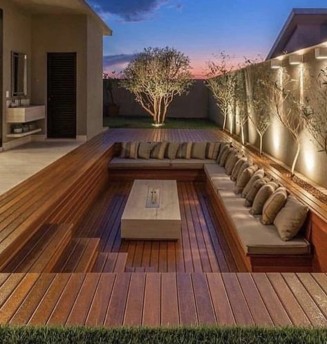 Terrasse Med Tak, Modern Pergola Designs, Front Porch Furniture, Patio Deck Designs, Modern Pergola, Kitchen Home Decor, Home Garden Design, Home Decoration Ideas, Outside Living