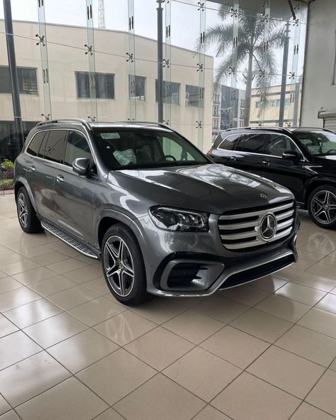 MERCEDES-BENZ GLS450 | FOR SALE 📤 + CONDITION: BRAND NEW 🌟🌟🌟 + PRICE : (fast sales) + PRICE NEGOTIABLE : YES👌🏾 + YEAR : 2024 + MILEAGE : — |low | DUTY PAID | Mercedes has given the GLS a styling refresh for 2024 that includes an updated grille design, a reworked front bumper, new LED taillights, a new steering wheel, and fresh interior color schemes. The GLS450's six-cylinder powertrain gets a boost to 375 horsepower while the V-8–powered GLS580 now boasts 510 ponies. Features: • GPS ... Fresh Interior, Interior Color Schemes, New Price, Interior Color, Year 2024, Ponies, Colorful Interiors, Steering Wheel, Chic Outfits