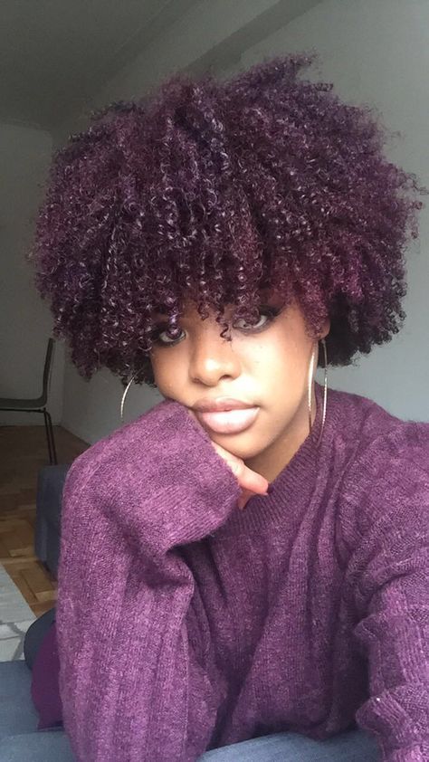 I'Talia ❤ | Follow me to see fashion, tips tricks and much more!❤ Insta: @thtshanteee Sc: @ladybossoffical. Purple Natural Hair, Red Hair Outfits, Color Uva, Dyed Hair Pastel, Natural Hair Short Cuts, Type 4 Hair, Pelo Afro, Dyed Natural Hair, Healthy Natural Hair