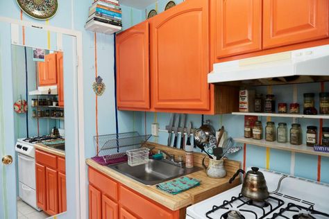 Orange Kitchen Walls, Kitchen Cabinets Orange, Orange Kitchens, Orange Kitchen Designs, Orange Cabinets, Orange Accent Walls, Kitchen Cabinets Before And After, Hgtv Kitchens, Bold Kitchen