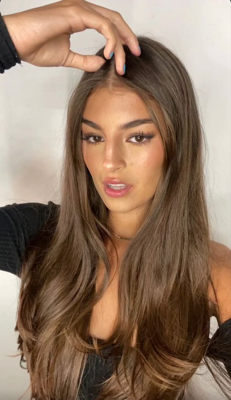 Warm Brown Hair, Rambut Brunette, Wedding Hair Colors, Dark Blonde Hair Color, Honey Brown Hair, Brown Hair Looks, Brown Hair Inspo, Inspo Instagram, Hair Color For Women