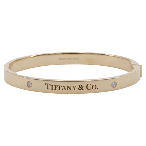 Tiffany And Co Bracelet Gold, Expensive Wishlist, Tiffany Jewellery, Tiffany And Co Diamond, Tiffany And Co Earrings, Tiffany Bracelet, Western Jewellery, Gold Tiffany, Tiffany And Co Bracelet