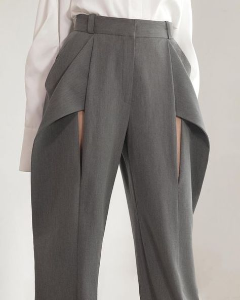 Collection Ideas, Trousers Details, December 26, Futuristic Fashion, Women Outfit, Design Collection, School Fashion, Looks Style, Mode Inspiration