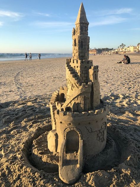 San Diego Sand Castles - 2020 All You Need to Know BEFORE You Go (with Photos) - Tripadvisor Beach Sand Castles, Beach Sand Art, San Diego Attractions, Art 2022, Beach Things, Sand Sculpture, Sand Castles, Snow Sculptures, Snow Art