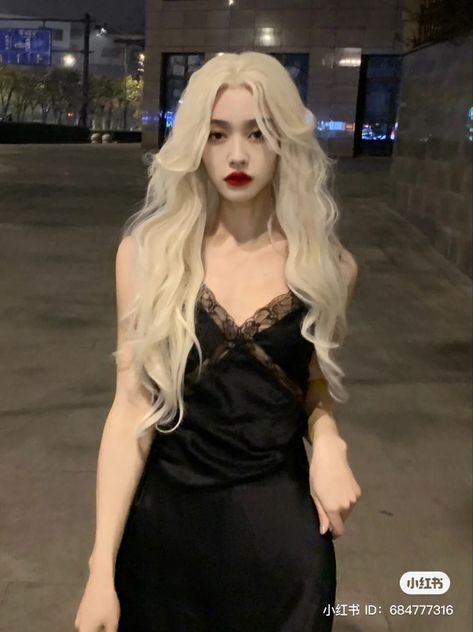 Body Poses, White Hair, Ulzzang Girl, Pretty Face, Girl Hairstyles, Hair Inspiration, Black Hair, Fashion Nova, Hair Makeup