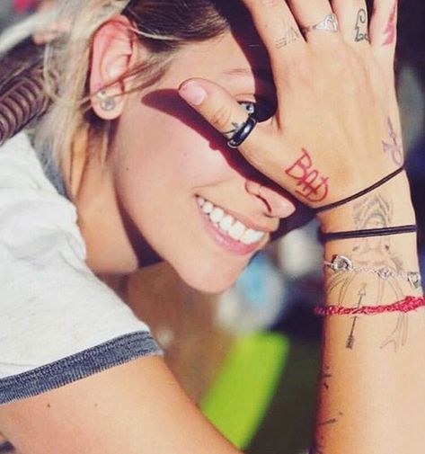 Paris Jackson Tattoo, Happy Birthday Paris, Michael Jackson Tattoo, Bad Michael, Mj Kids, Princess Paris, Michael Jackson Neverland, Billie Lourd, Jackson Bad