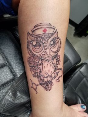 My new nurse owl tattoo, just the right mix of steampunk & new school. Owl love her forever!!! Nursing Tattoo, Robot Tattoo, Tattoo Prints, Nurse Tattoo, Forearm Tattoo Women, Bee Tattoo, New Nurse, Book Tattoo, Owl Tattoo