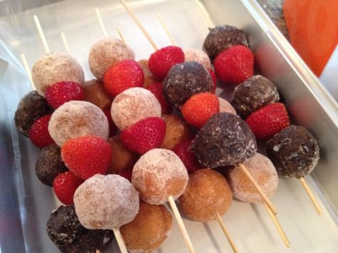 Was thinking donut kabobs and fruit kabobs BUT....why not a combo!  Fruit needs to be more heart shaped though :) Donut Hole Kabobs, Strawberry Kabobs, Strawberry Doughnut, Strawberry Donut, Graduation Food, Strawberry Donuts, Blue Strawberry, Party Snack Food, Fruit Kabobs