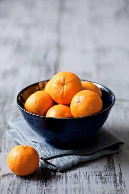 tangerines! orange ~ juicy ~ fruit ~ bright & beautiful. Fennel Salad, Fruit Photography, Juicy Fruit, Delicious Fruit, Fruit And Veg, Citrus Fruit, Fruits And Veggies, Food Styling, Food Photo