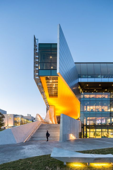 Interview With Thom Mayne: “I Am a Pragmatic Idealist”,Bill & Melinda Gates Hall, 2014. Image © doublespace photography Morphosis Architecture, Cantilever Architecture, Campus Architecture, Morphosis Architects, Richard Rogers, Melinda Gates, Deconstructivism, Peter Zumthor, Ithaca Ny